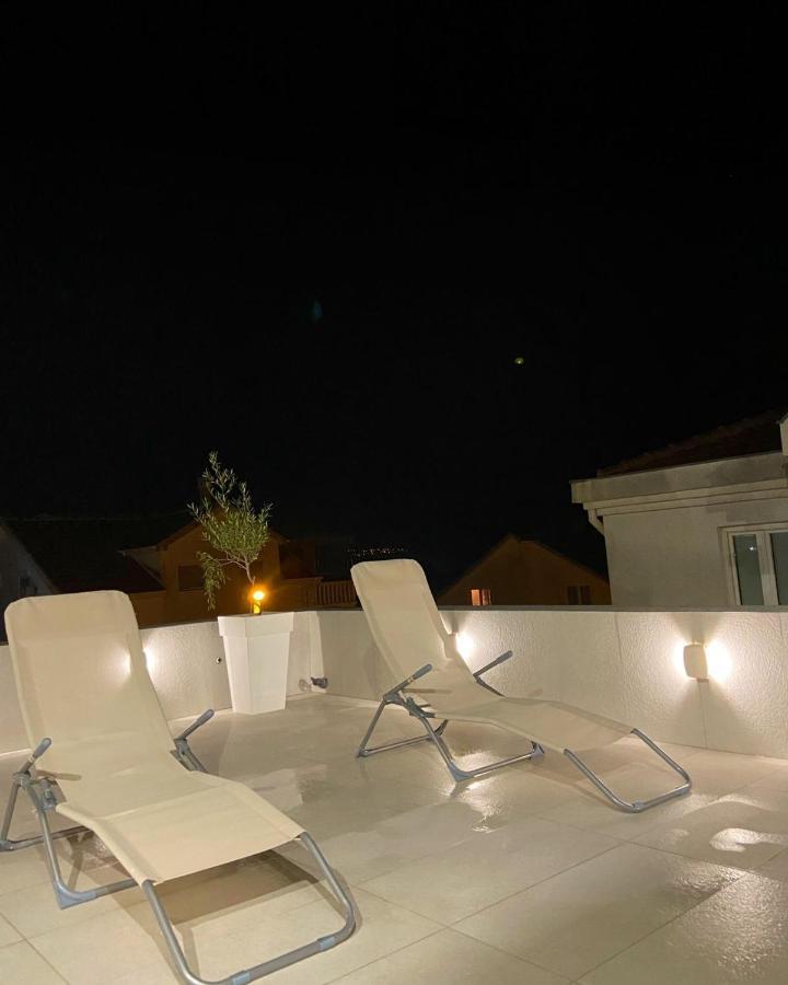 Id Apartments Тиват Экстерьер фото