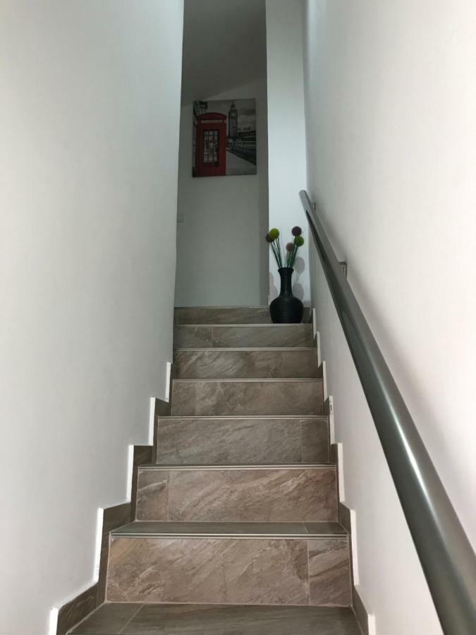 Id Apartments Тиват Экстерьер фото