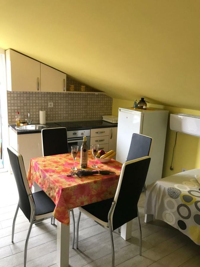 Id Apartments Тиват Экстерьер фото
