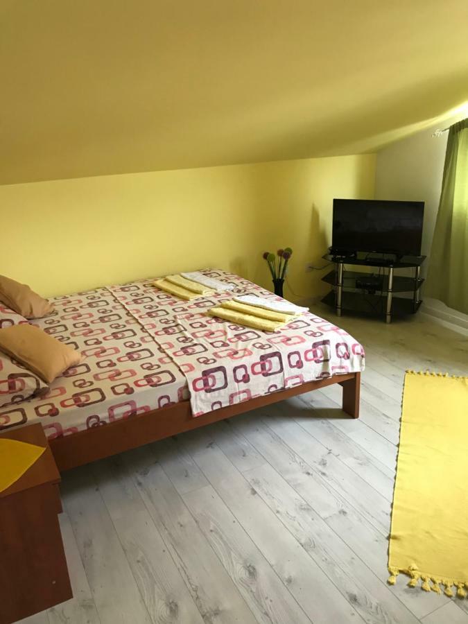 Id Apartments Тиват Экстерьер фото